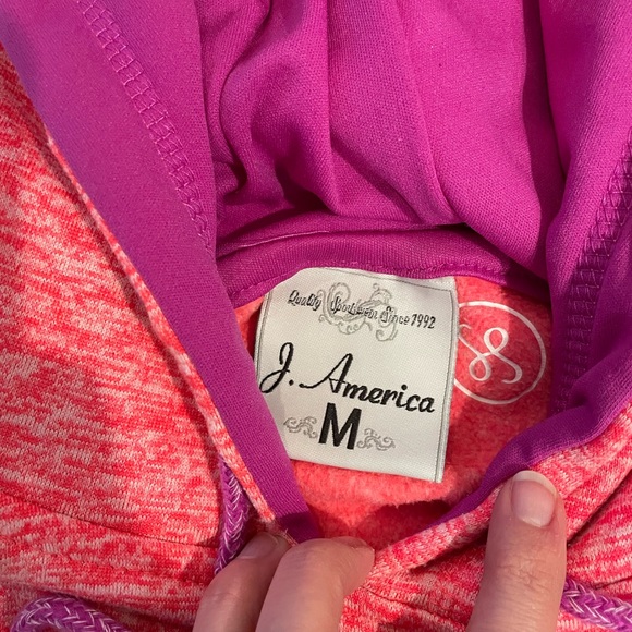 Hey Friends (as featured on the Drew Barrymore Show) Hoodie and T-shirt combo. - Picture 9 of 9